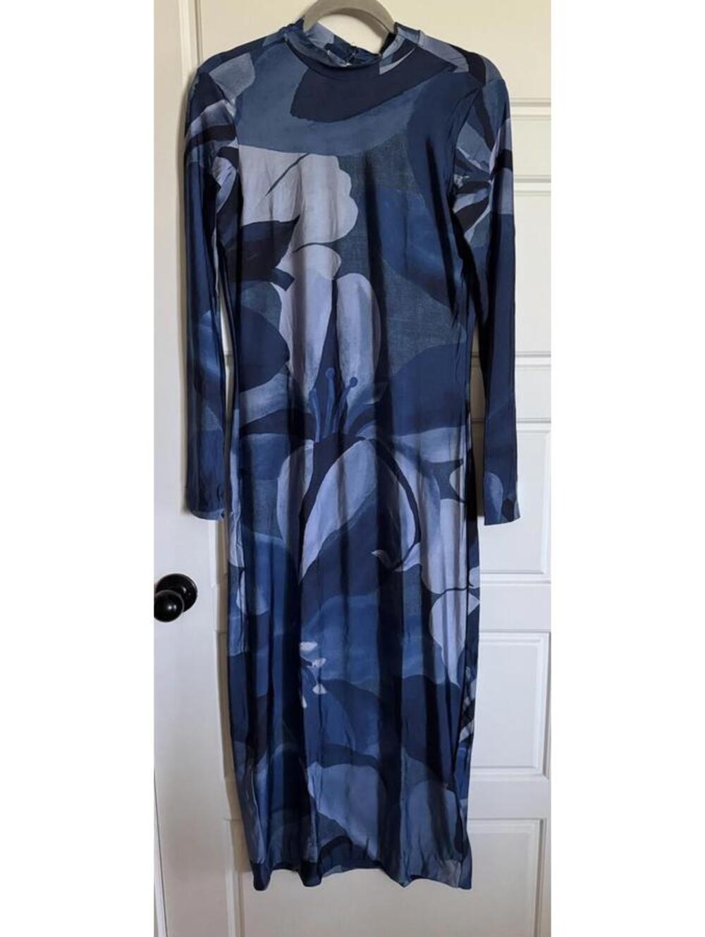 Farm Rio Women’s Blue Long Sleeve Floral Midi Dress Size M